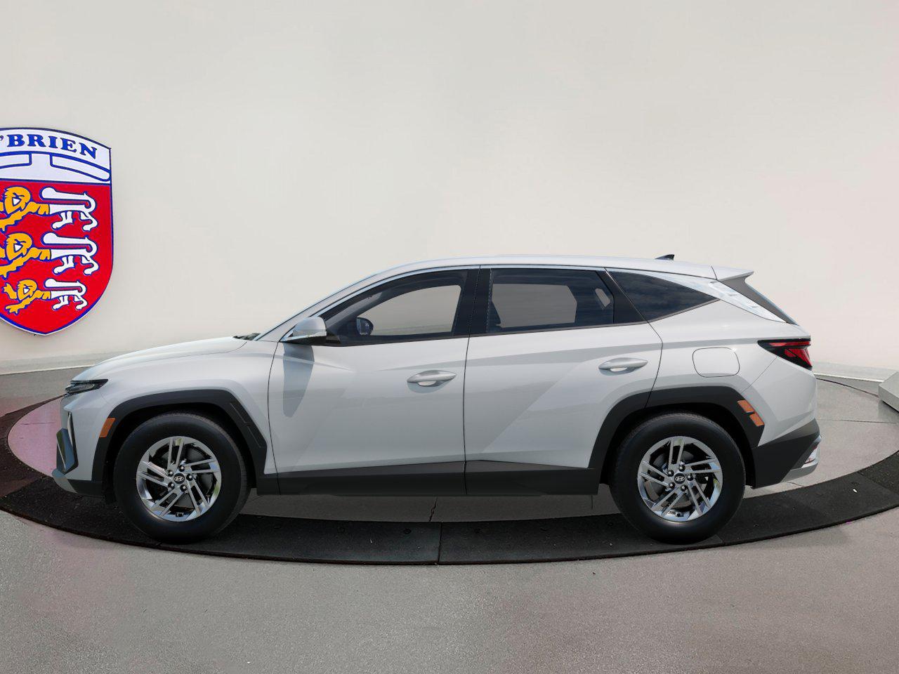 2026 Hyundai Tucson SE photo 3