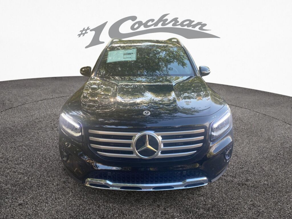 2026 Mercedes Benz GLB 250 4MATIC photo 2
