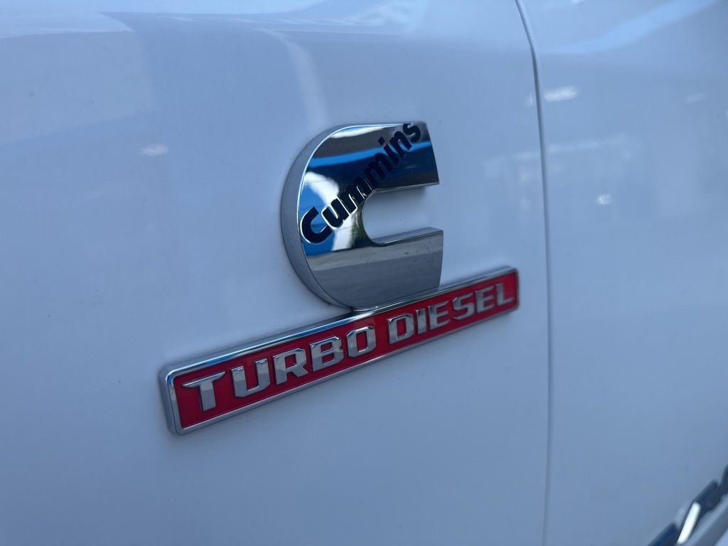 2020 Ram 2500 Laramie photo 9
