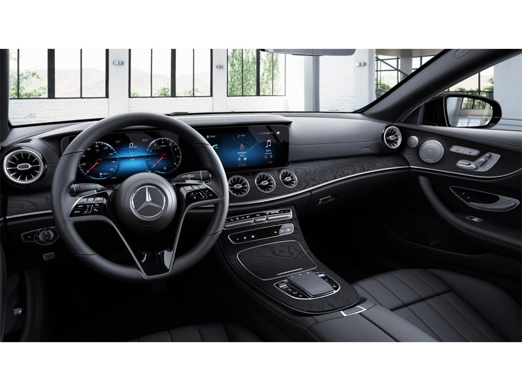 2023 Mercedes Benz E 450 4MATIC photo 3