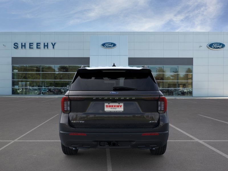 2026 Ford Explorer photo 4