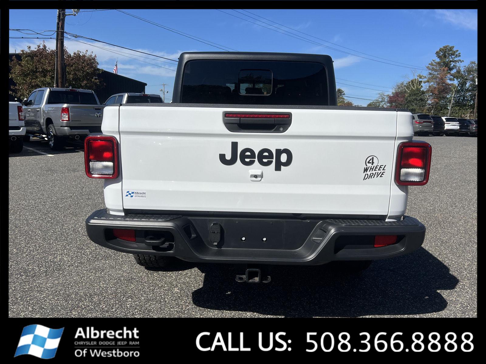 2022 Jeep Gladiator Willys photo 4