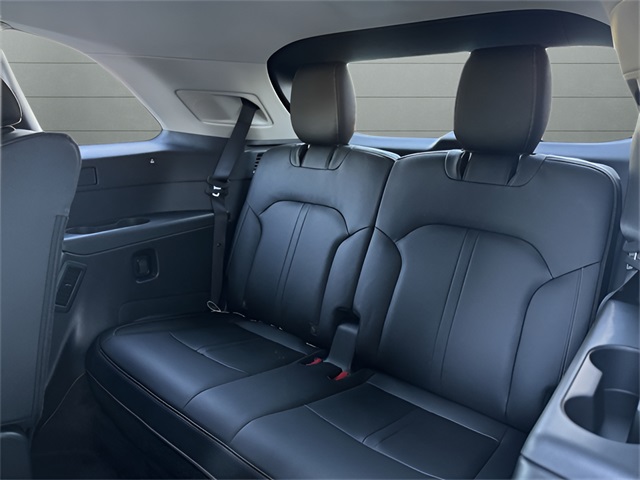 2025 Mazda CX-90 Premium photo 17