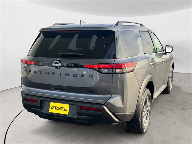 2025 Nissan Pathfinder SV photo 2