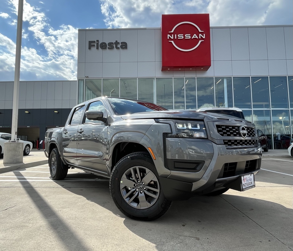 2026 Nissan Frontier SV's photo