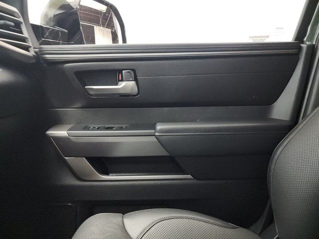 2022 Toyota Tundra SR5 CrewMax photo 22