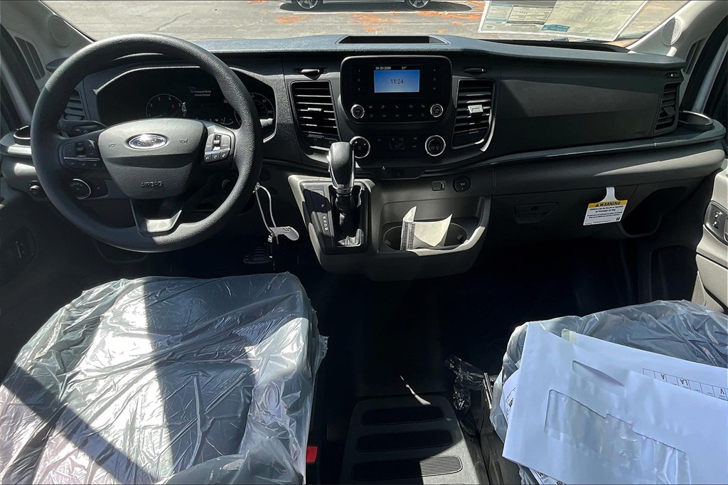 2025 Ford Transit photo 3