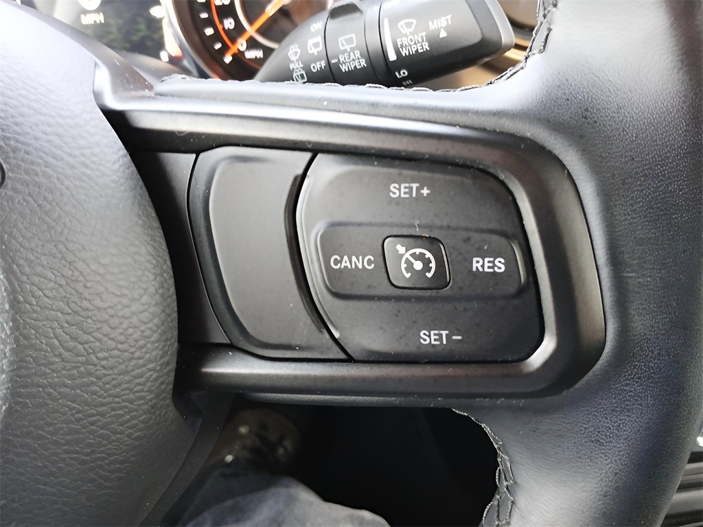 2021 Jeep Wrangler Sport S photo 18