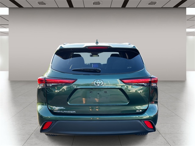 2023 Toyota Highlander XLE photo 4