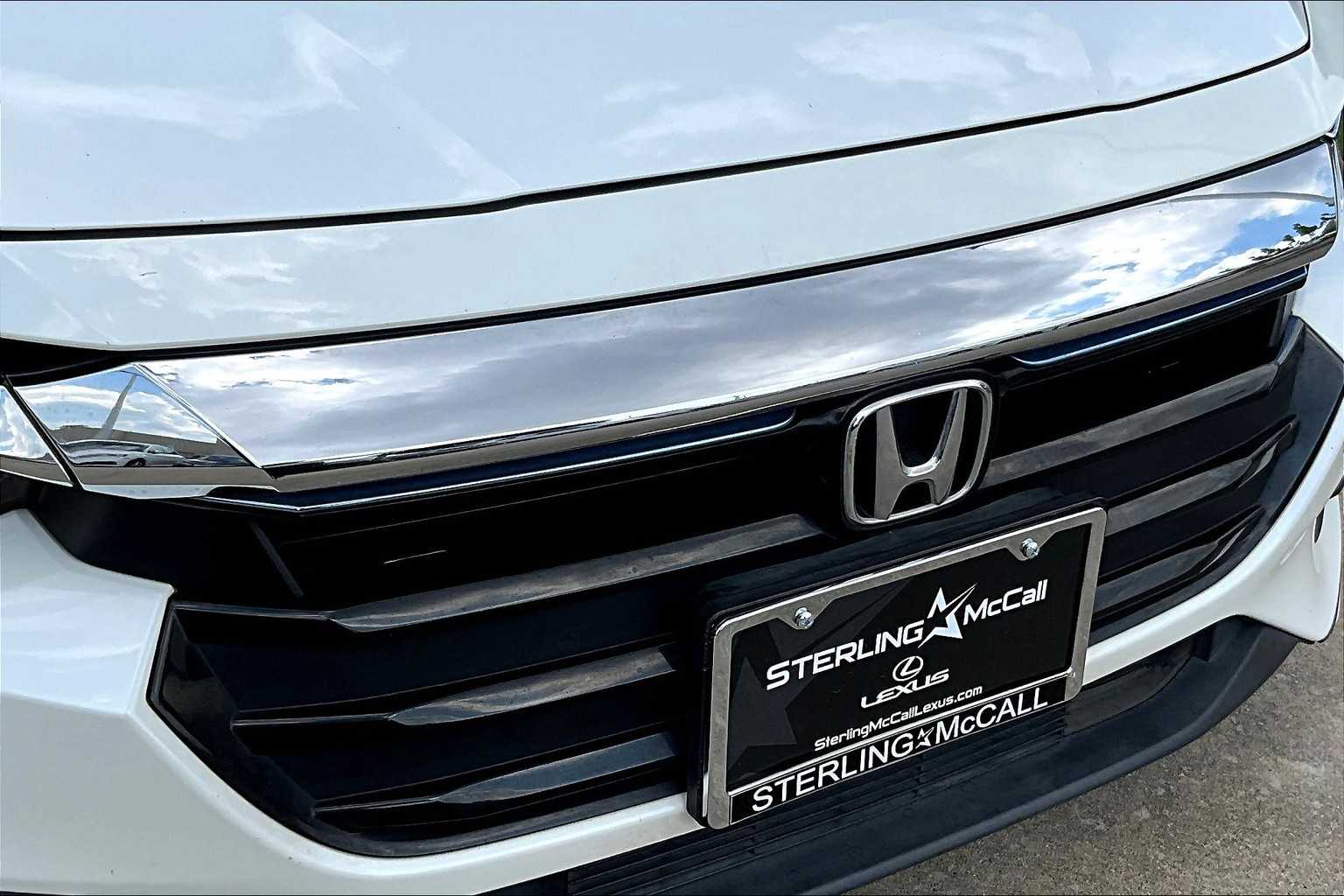 2019 Honda Insight Touring photo 27