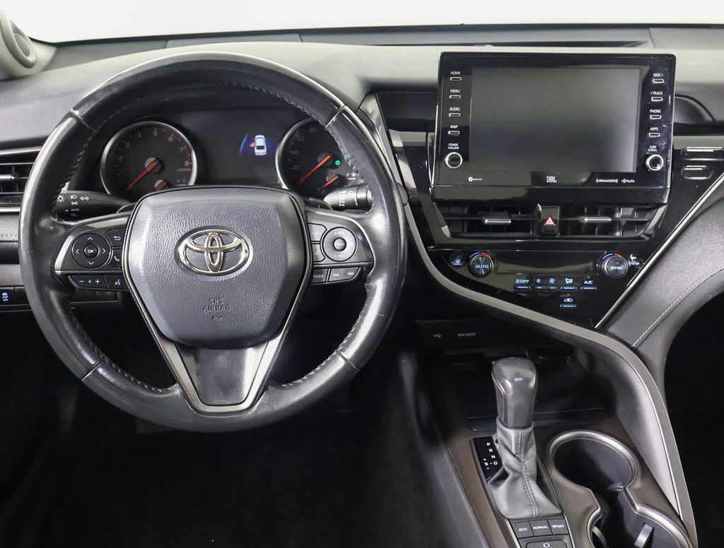 2022 Toyota Camry XSE photo 14