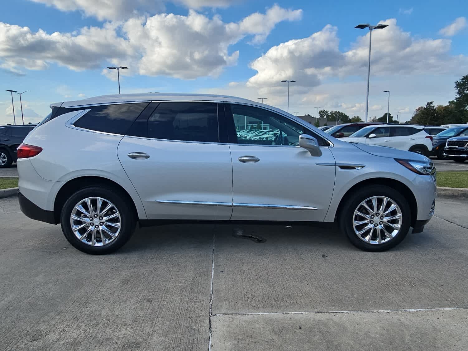 2020 Buick Enclave Essence