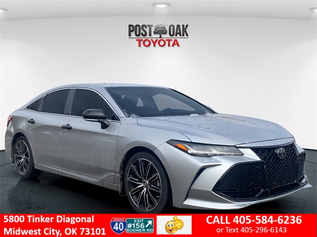 2019 Toyota Avalon Touring's photo