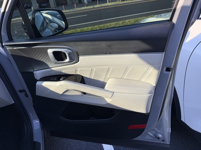 2023 Kia Sorento SX photo 4