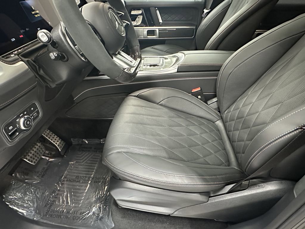 2025 Mercedes Benz G AMG 63 photo 9