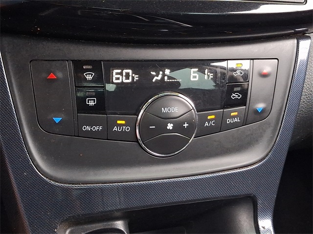 2019 Nissan Sentra SR photo 21