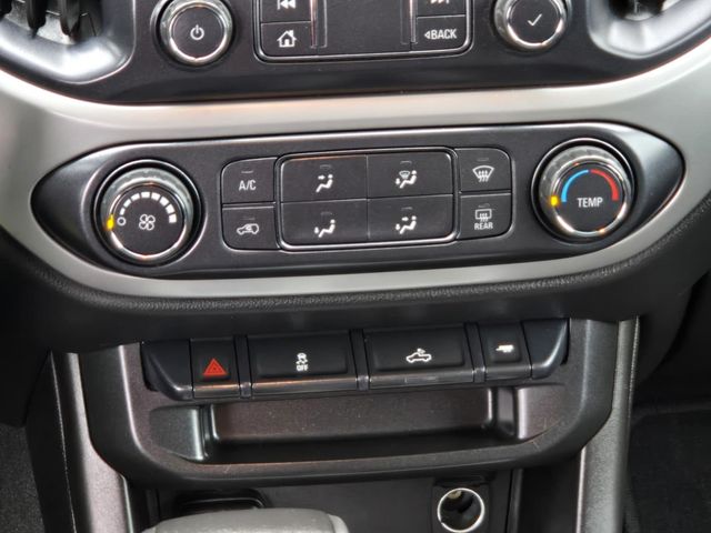 2021 Chevrolet Colorado LT photo 13