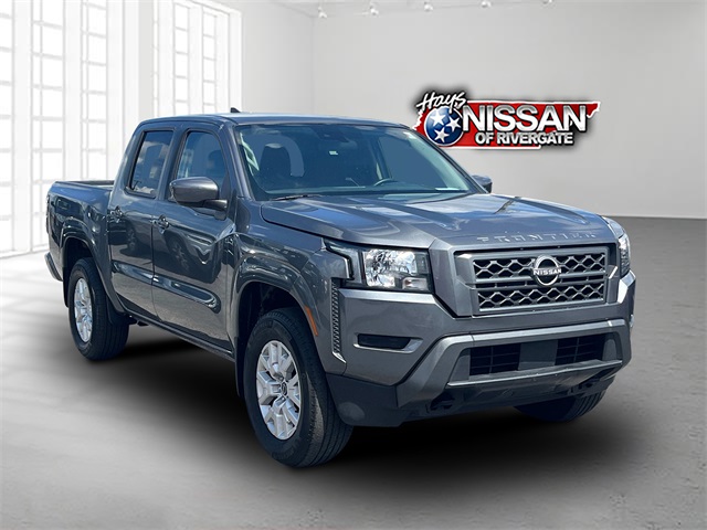 2022 Nissan Frontier SV's photo