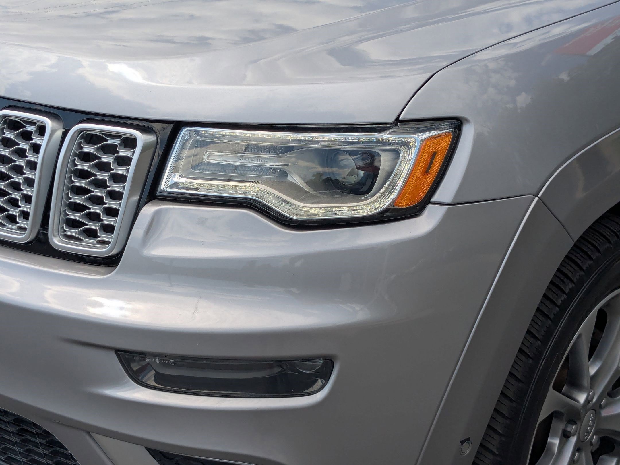 2021 Jeep Grand Cherokee Summit photo 9