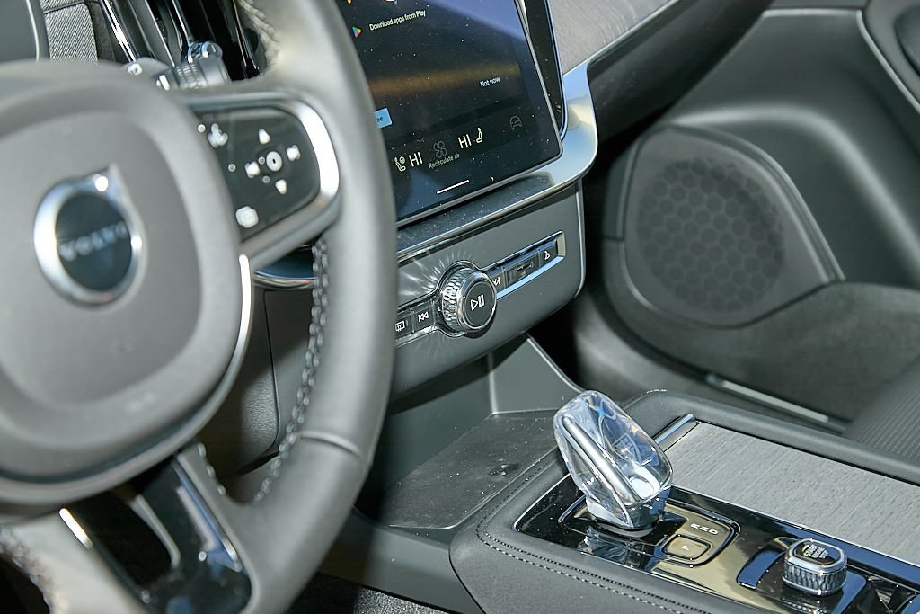 2026 VOLVO XC90 - Image 14