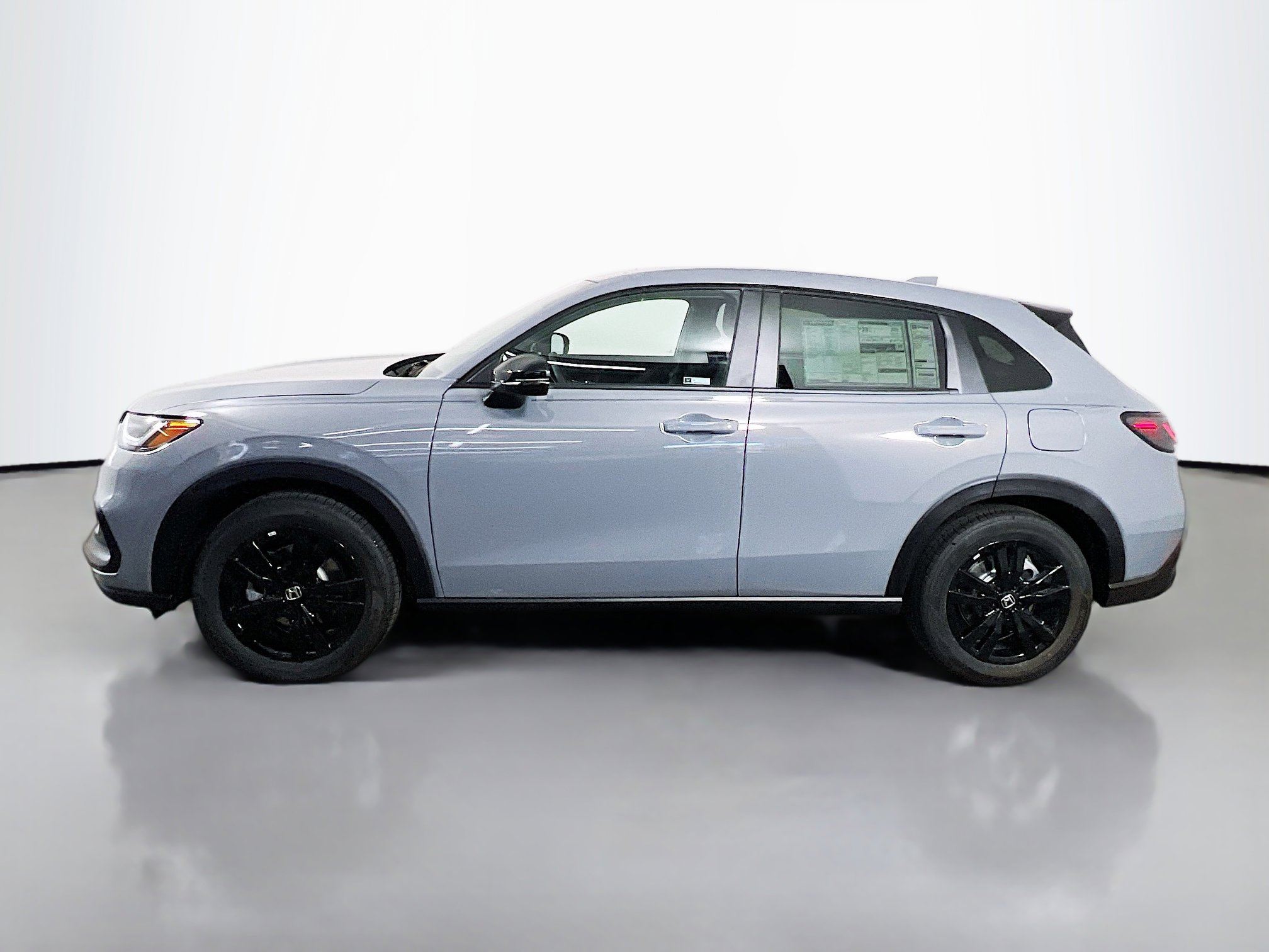 2026 Honda HR-V Sport photo 2