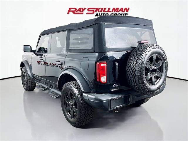 2024 Ford Bronco Black Diamond photo 4