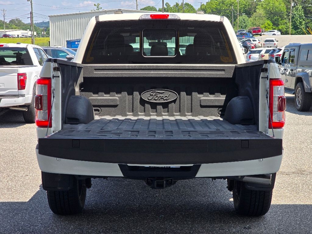 2023 Ford F-150 Lariat photo 3