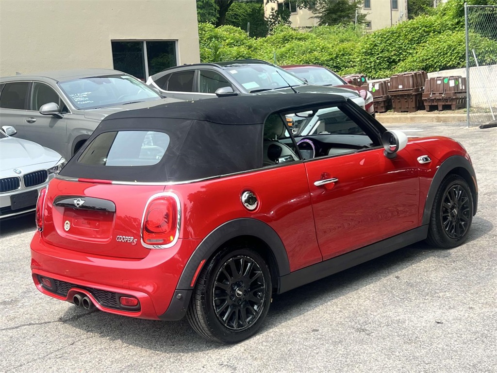 2017 Mini Cooper Convertible S photo 6