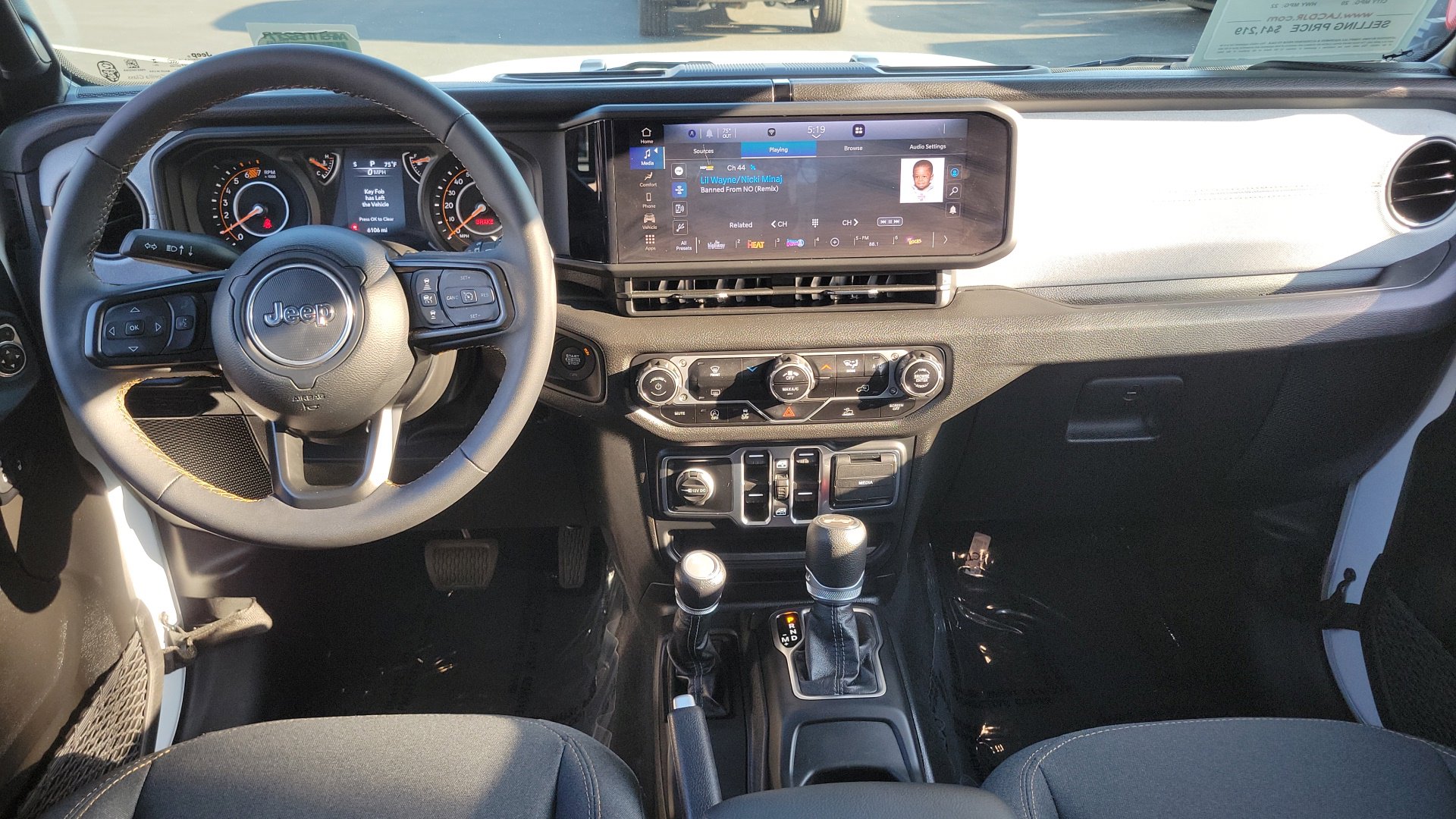 2025 Jeep Wrangler Sport S photo 4
