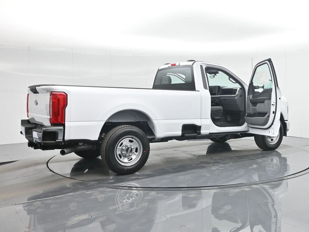 2024 Ford F-350 Super Duty XL