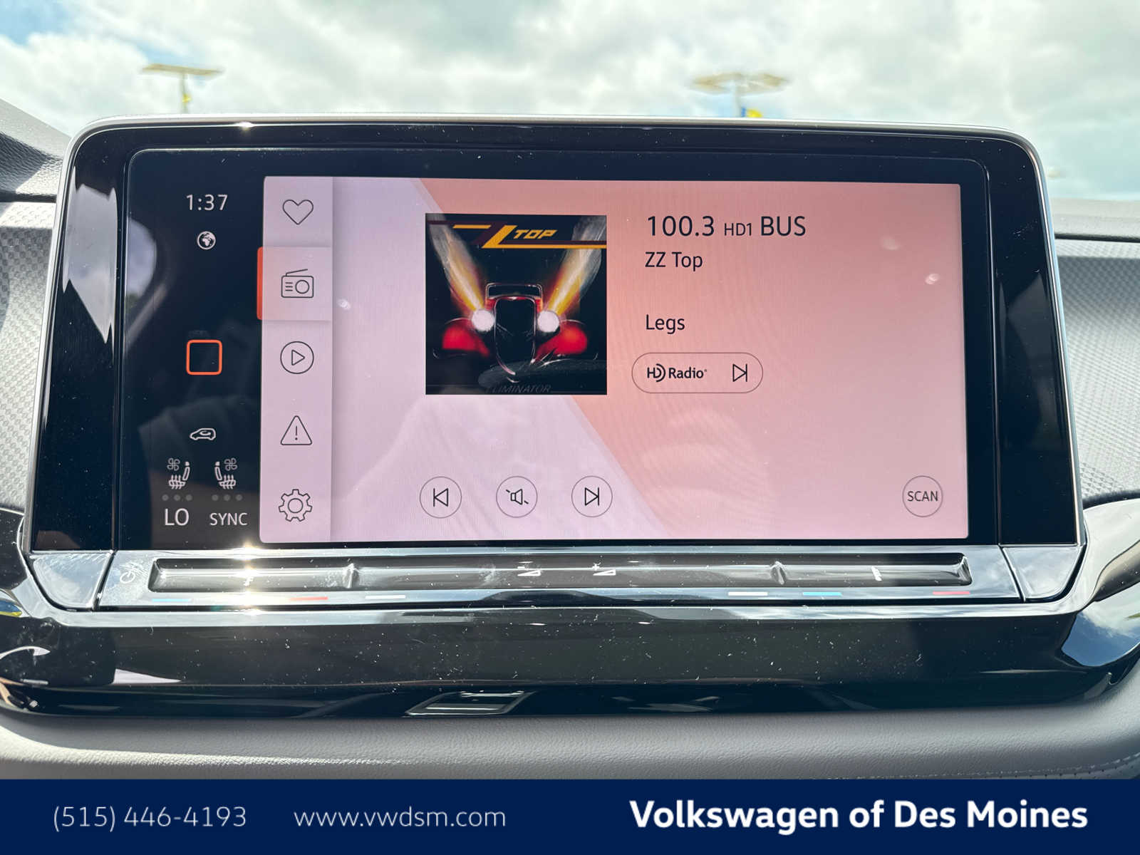 2025 Volkswagen Atlas Peak Edition SE photo 15