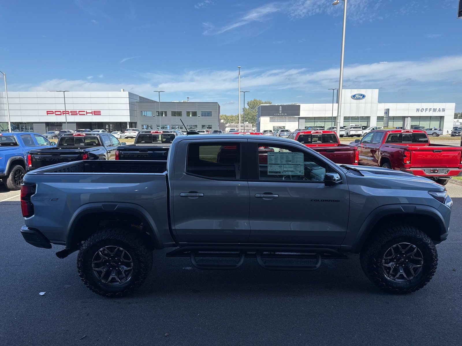 2026 Chevrolet Colorado ZR2 photo 3