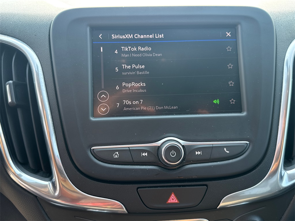 2021 Chevrolet Equinox LT photo 25