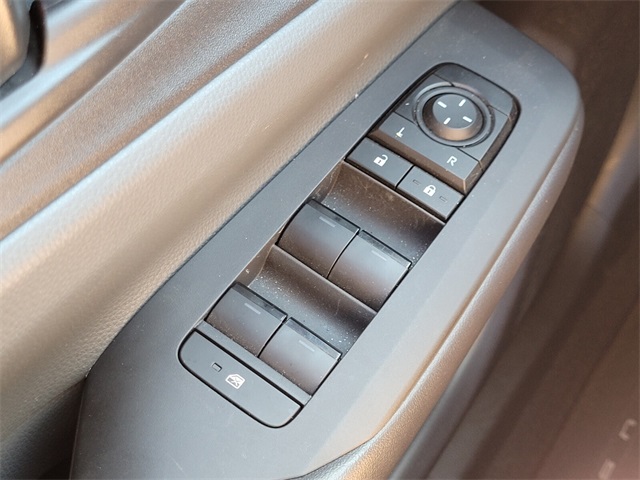 2024 Toyota Prius LE photo 21