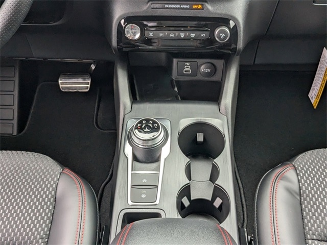 2024 Ford Escape ST-Line Elite photo 19