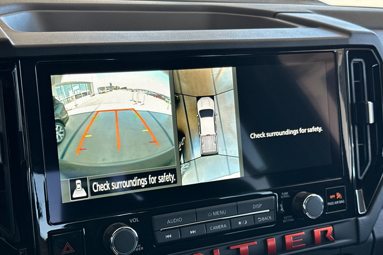 2025 Nissan Frontier Crew Cab PRO-4X photo 18