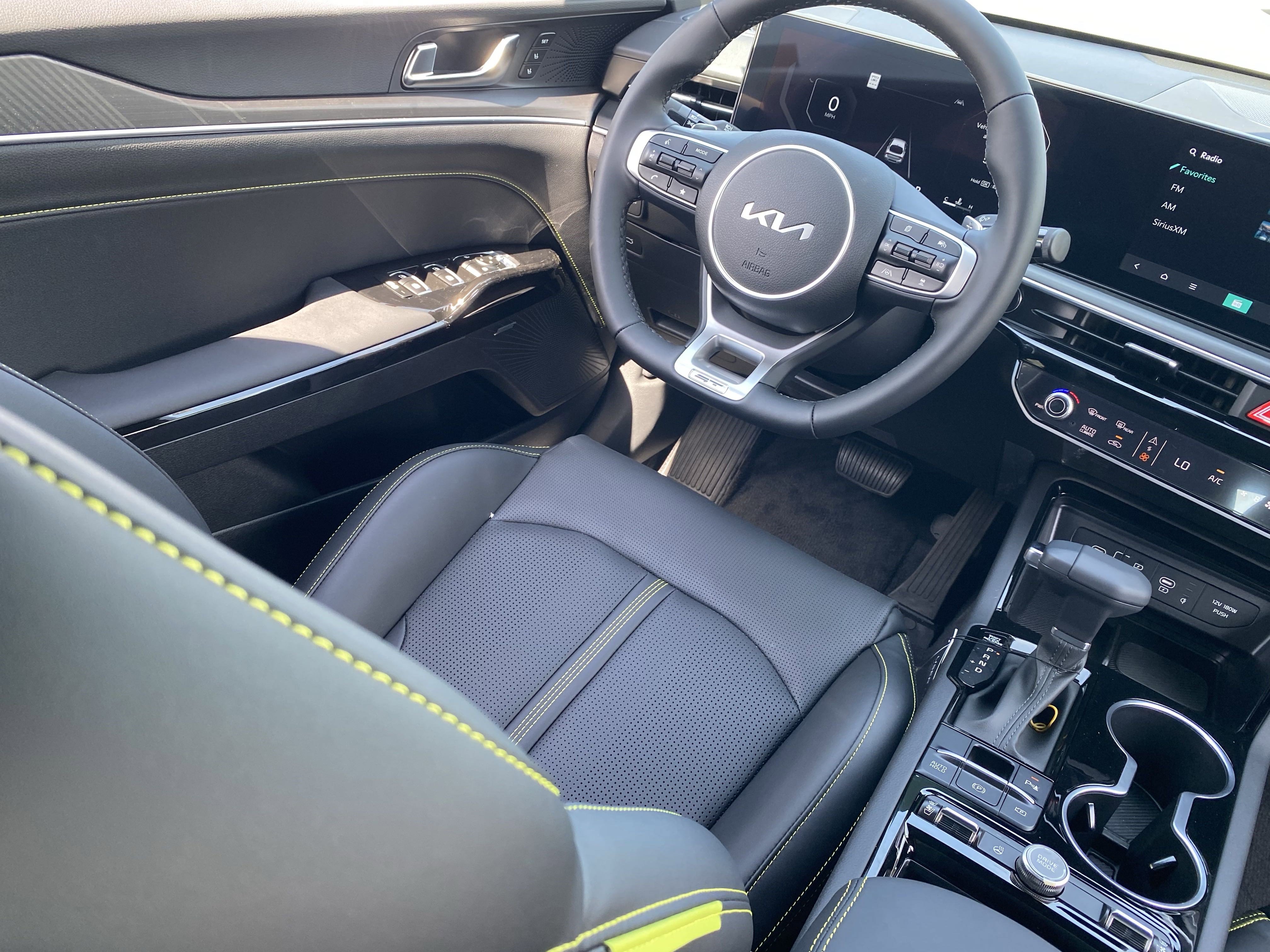 2026 Kia K5 GT photo 4