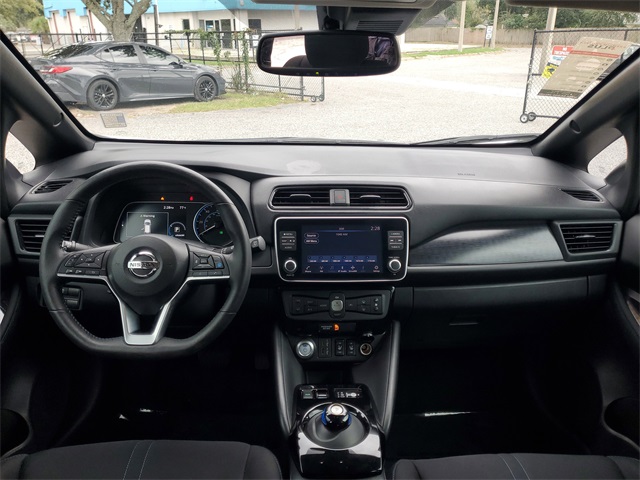 2022 Nissan Leaf SV Plus photo 23