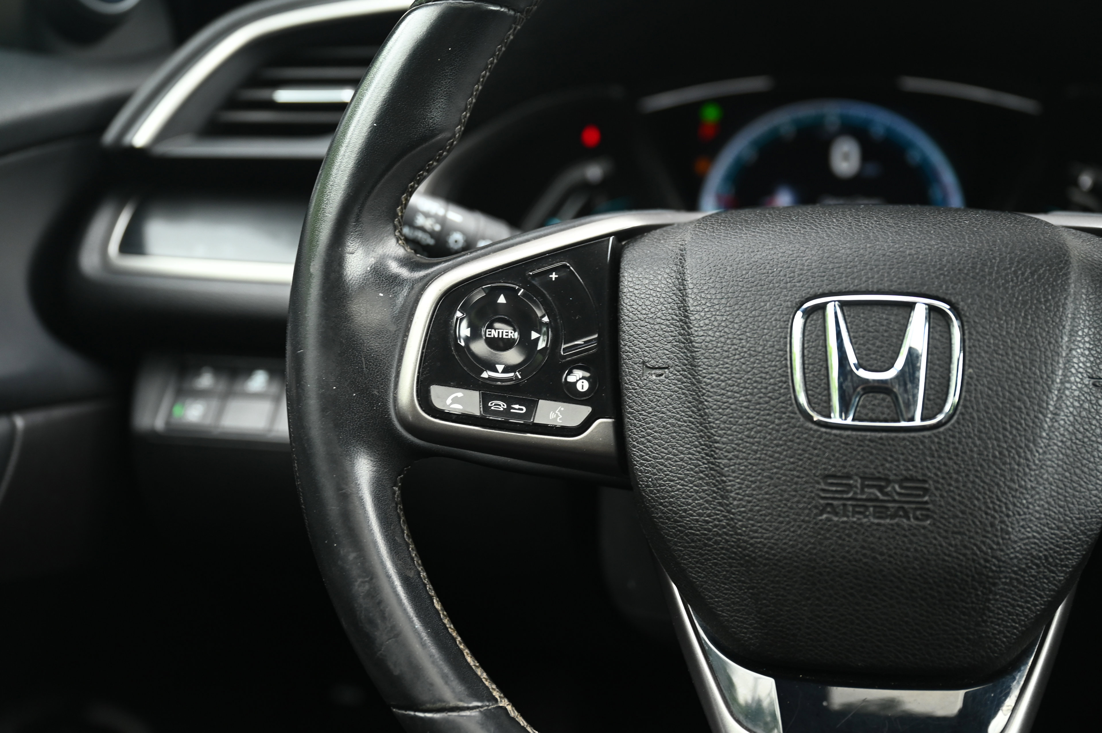 2020 Honda Civic Hatchback EX-L photo 32