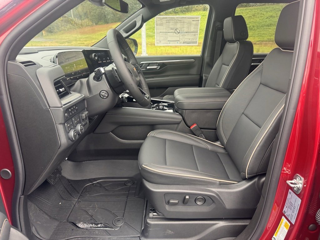 2026 Chevrolet Suburban Premier photo 19