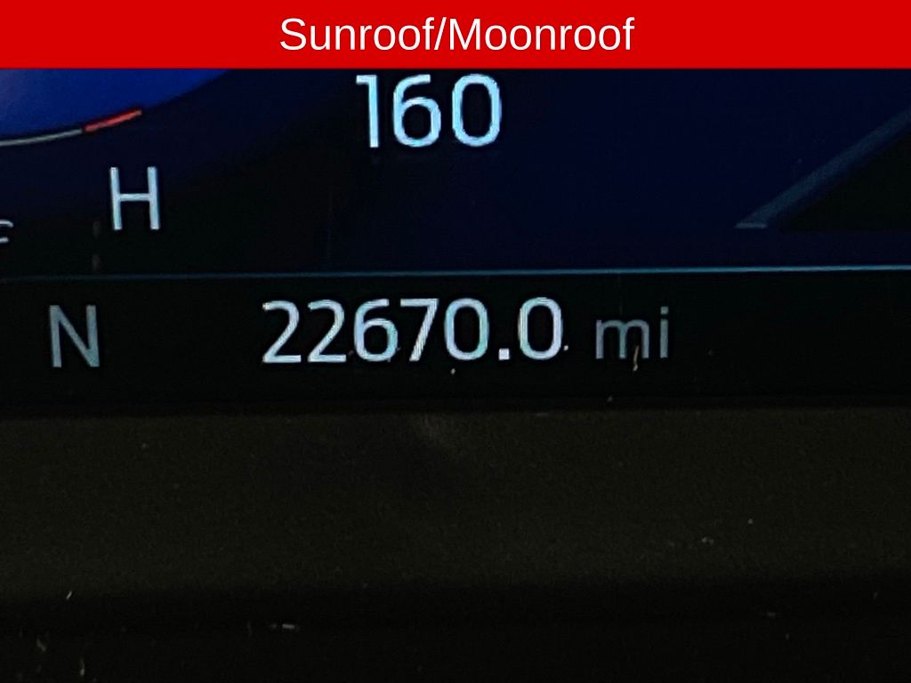 2024 Ford Explorer ST photo 4