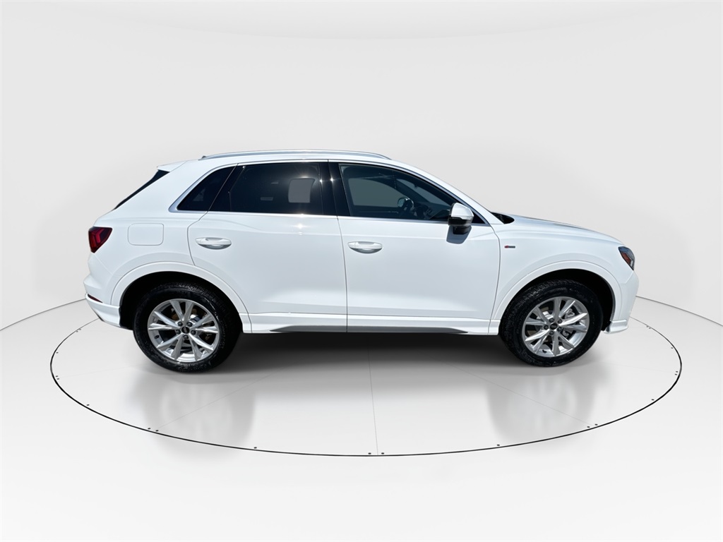 2025 Audi Q3 Premium Plus S line photo 9