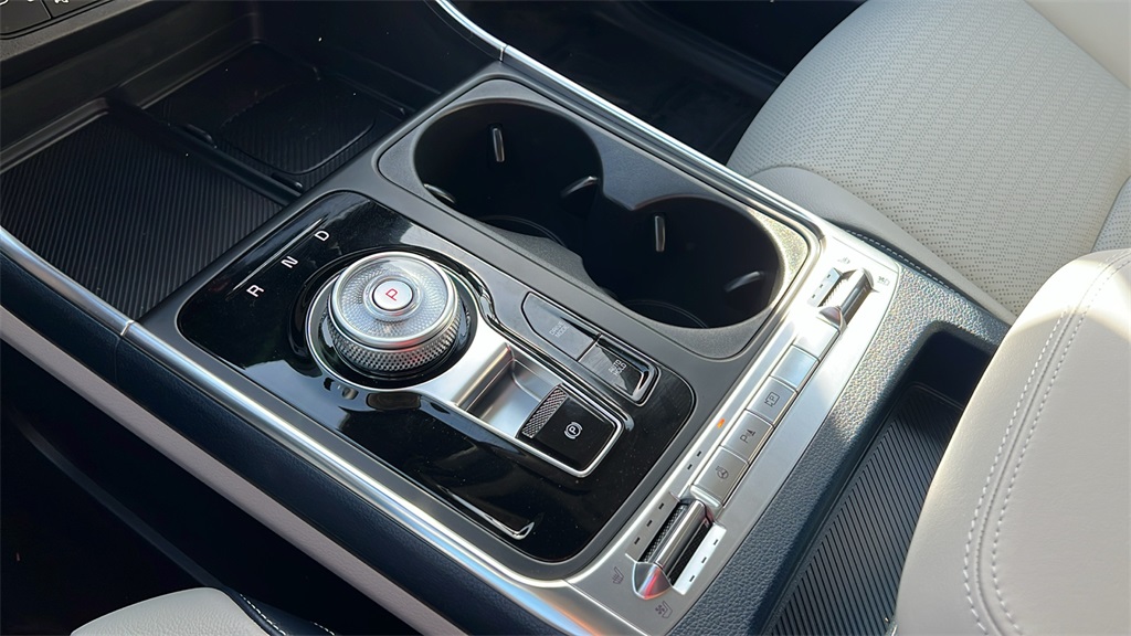 2026 Kia Carnival SX Prestige photo 23