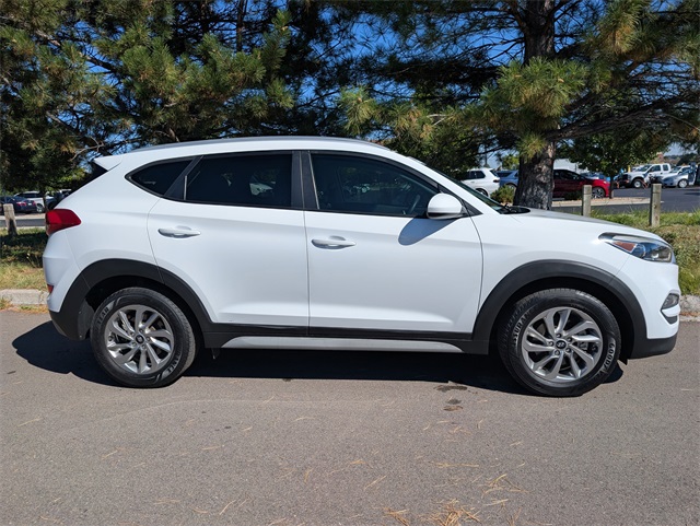 2018 Hyundai Tucson SEL photo 2
