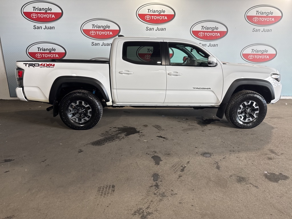 2023 Toyota Tacoma TRD Off-Road photo 4