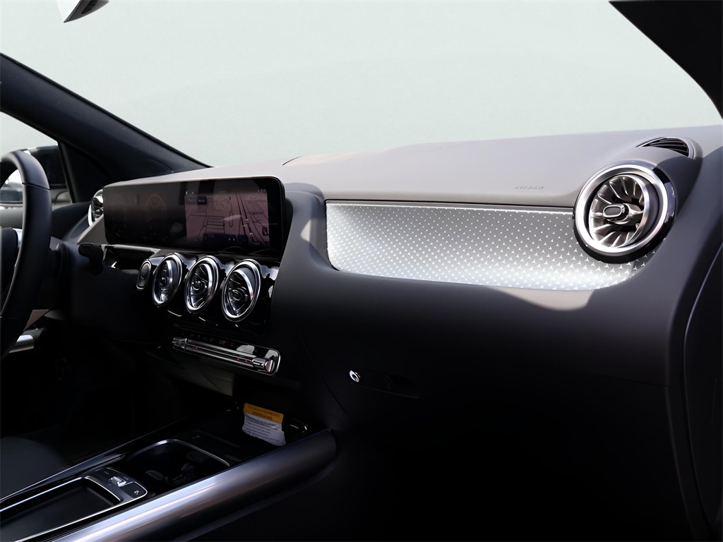 2025 Mercedes Benz GLA 250 4MATIC photo 10