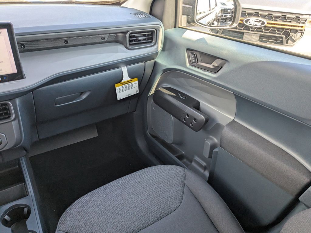 2025 Ford Maverick XL photo 15