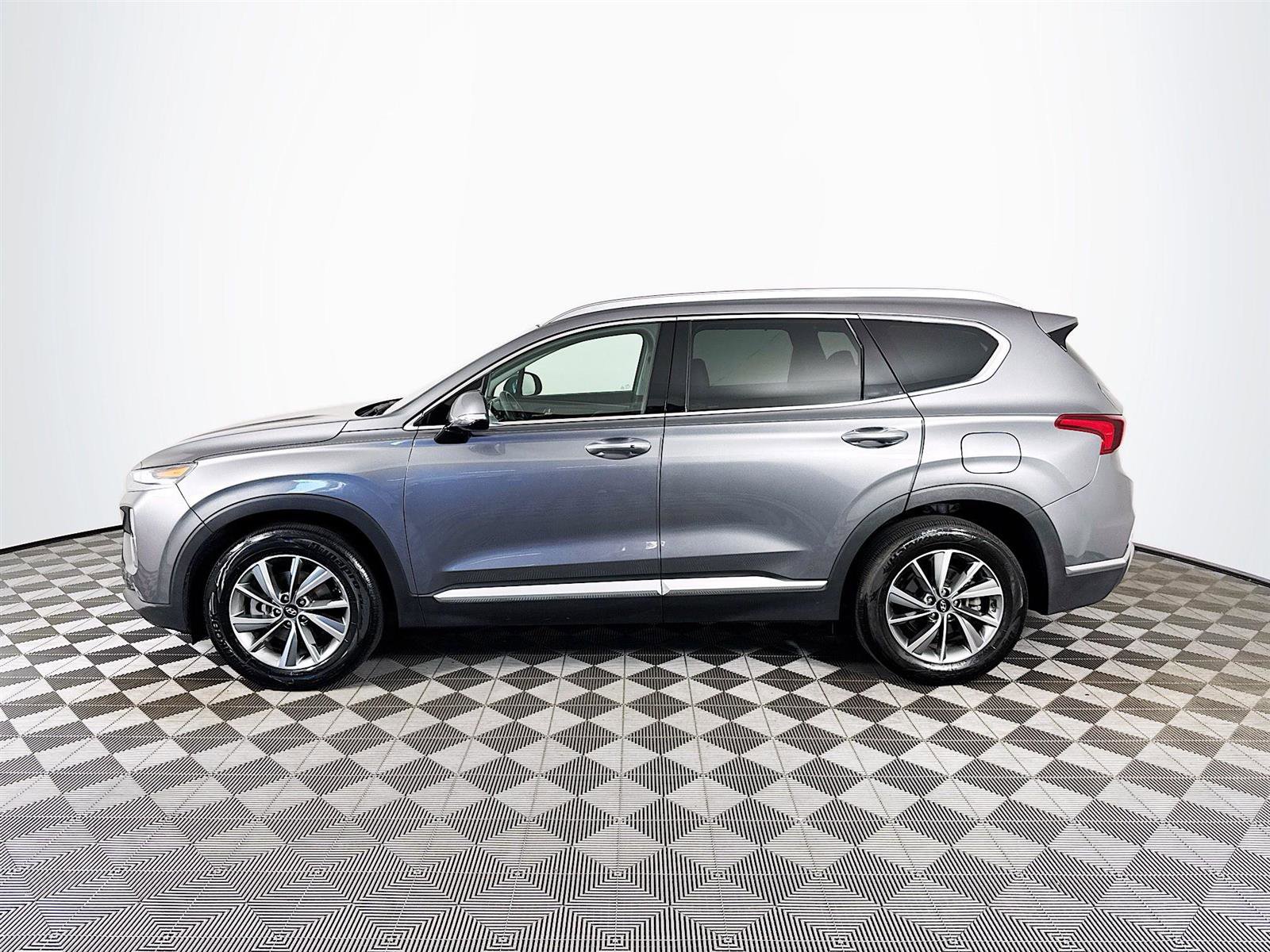 2019 Hyundai Santa Fe Limited photo 2