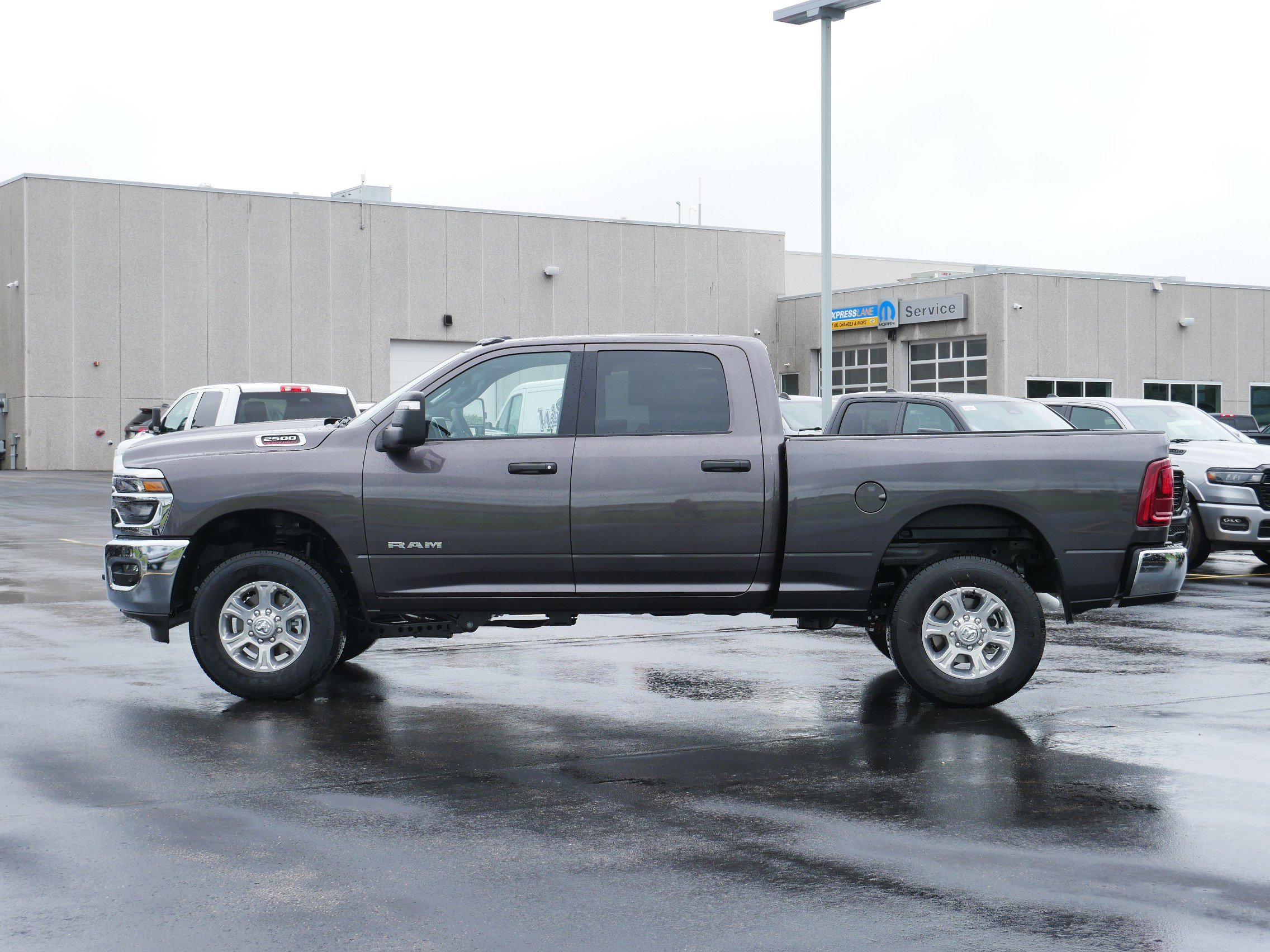 2025 Ram 2500 Big Horn photo 3