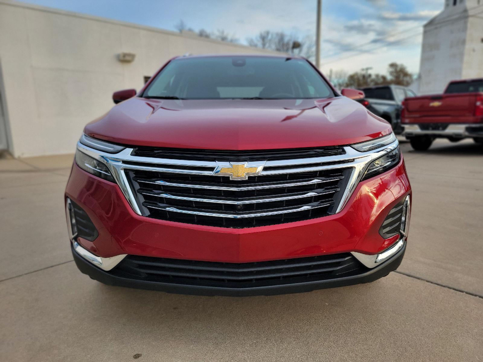 2023 Chevrolet Equinox Premier photo 2